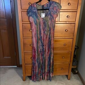 NWT Sacred Threads beautiful short sleeve sundress. OS-one size